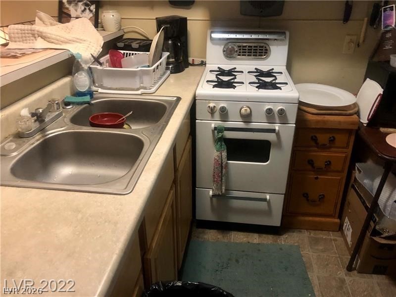 209 Euclid Avenue Property Photo 14