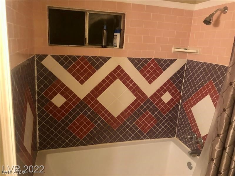 209 Euclid Avenue Property Photo 16