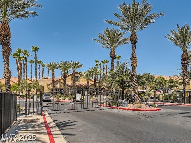 2300 East Silverado Ranch Boulevard 2113 Property Photo 32