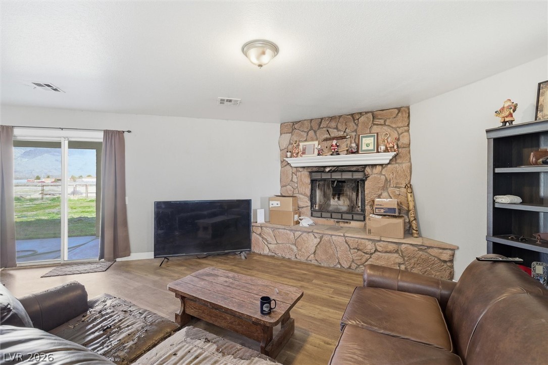 2780 West Simkins Road Property Photo 8