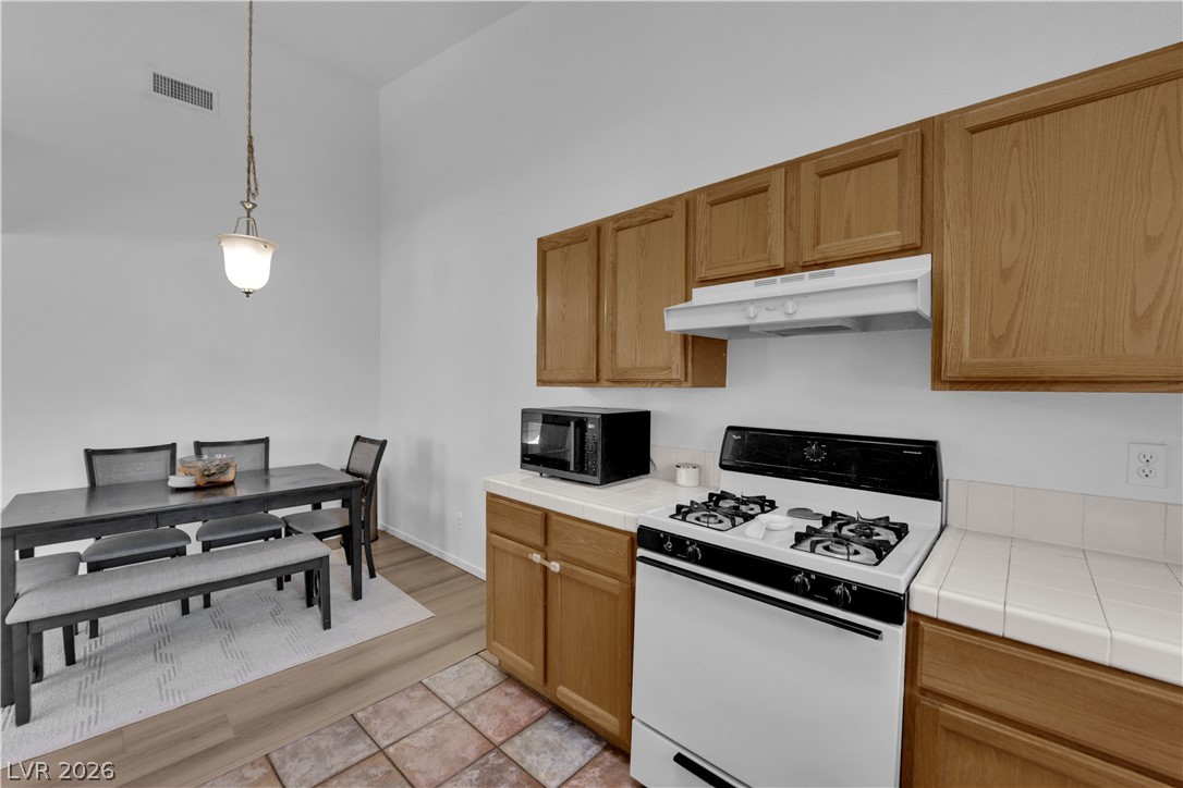 2001 Turquoise Ridge Street 202 Property Photo 16