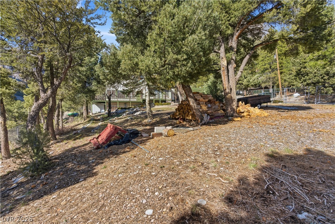 Crestview Property Photo 6