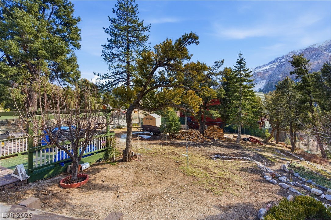 Crestview Property Photo 8