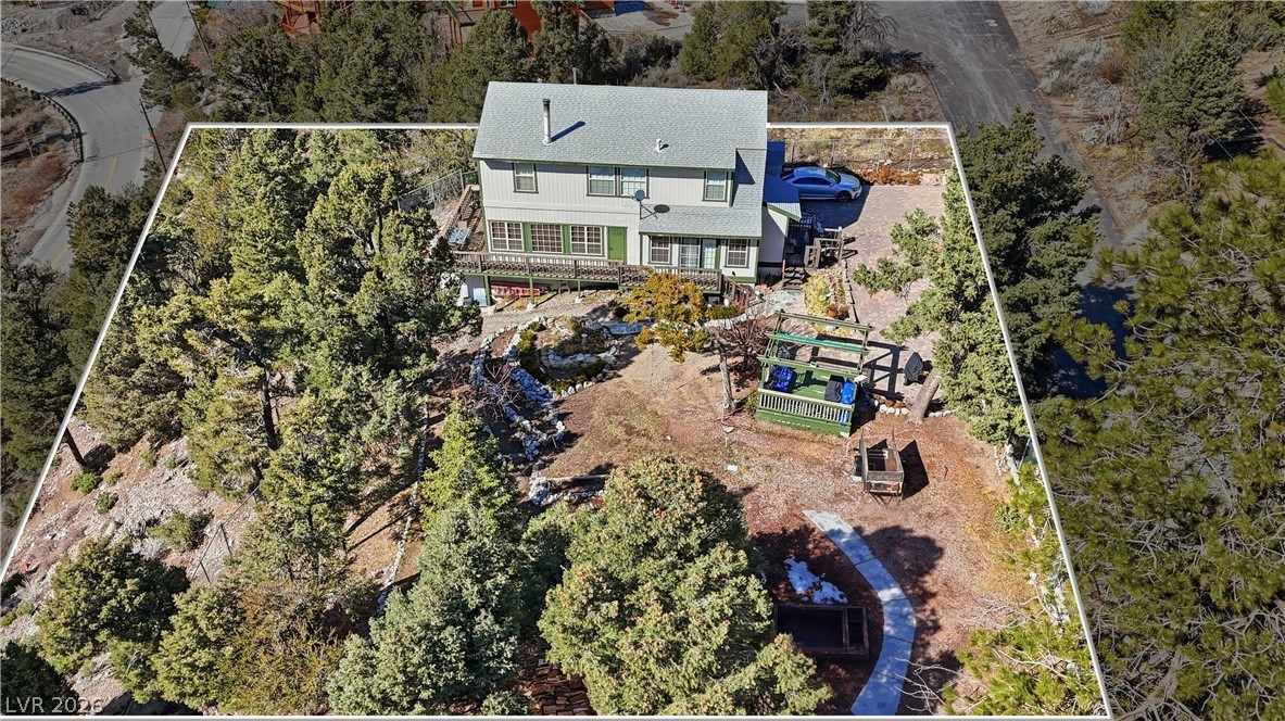 Crestview Property Photo 16