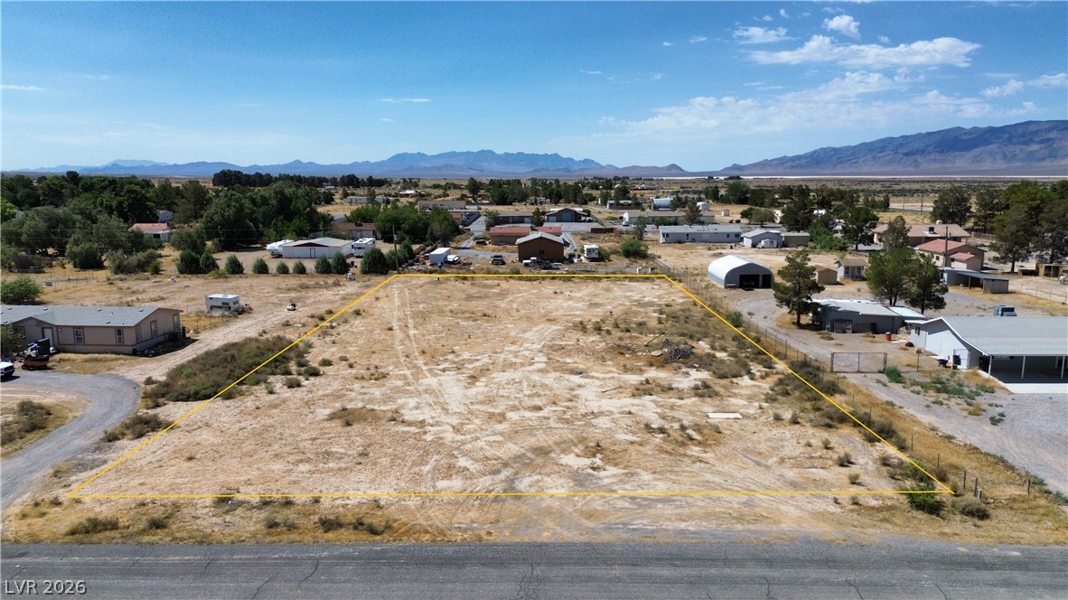 3101 East Navajo Boulevard Property Photo 1