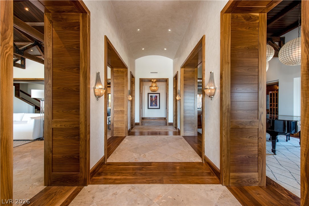 5 Promontory Pointe Lane Property Photo 6