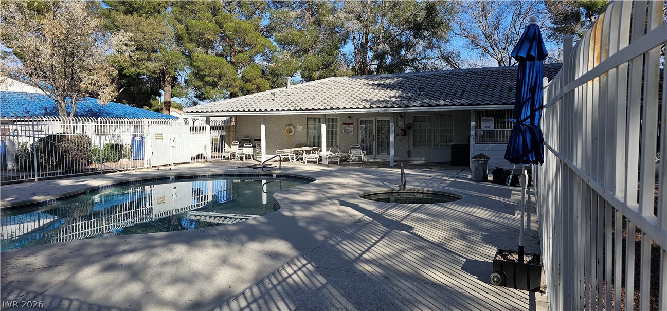 2116 Bavington Drive C Property Photo 19