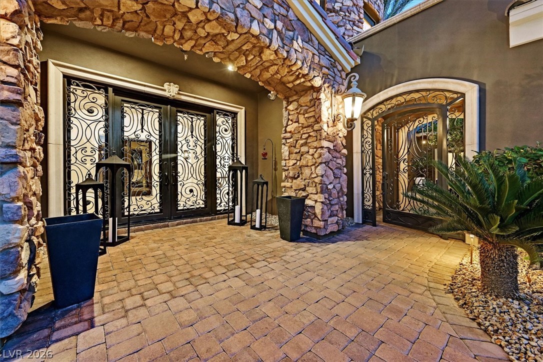 2990 Bella Kathryn Circle Property Photo 24