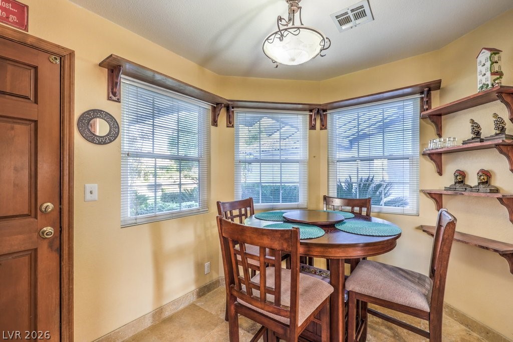 1016 Calico Ridge Drive Property Photo 17