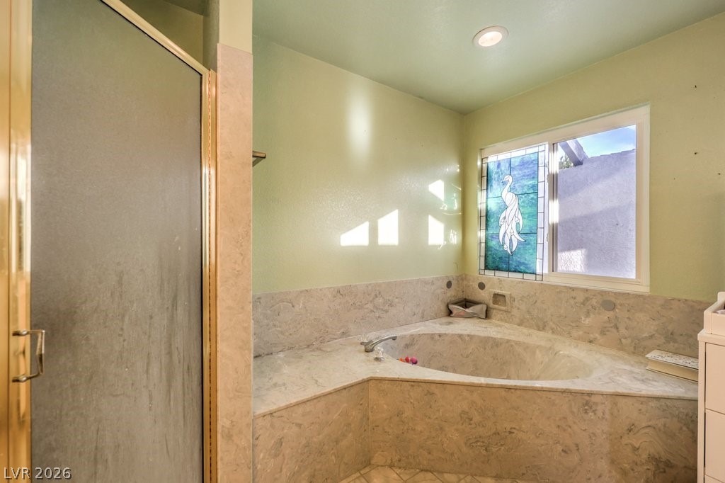 1016 Calico Ridge Drive Property Photo 23
