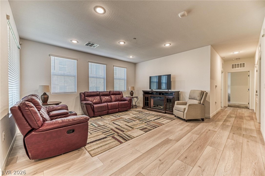 2555 Hampton Road 10108 Property Photo 5