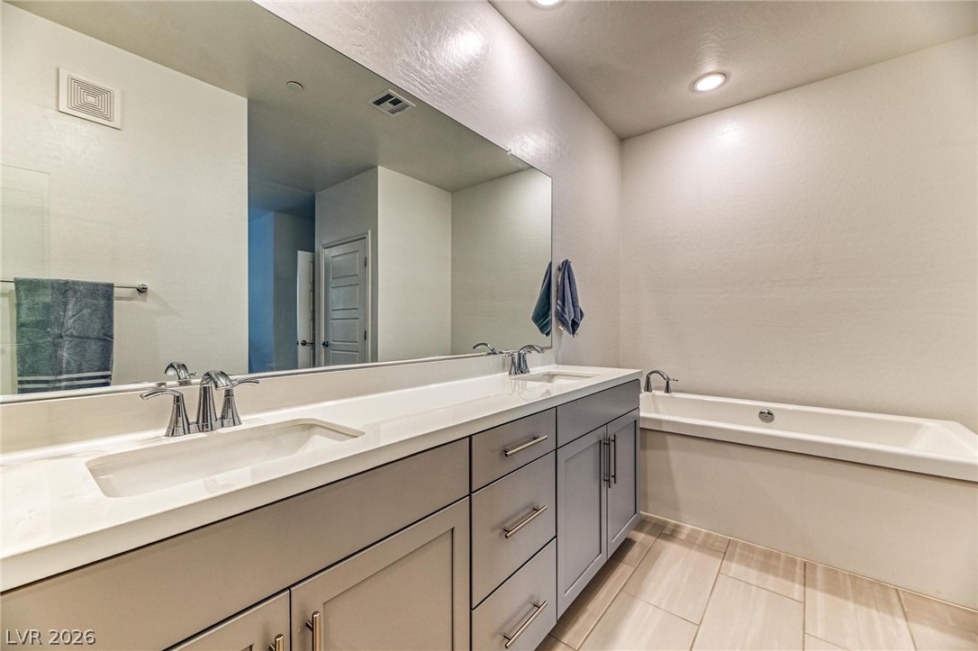 2555 Hampton Road 10108 Property Photo 9