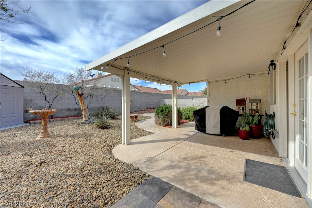 609 Moontide Court Property Photo 29
