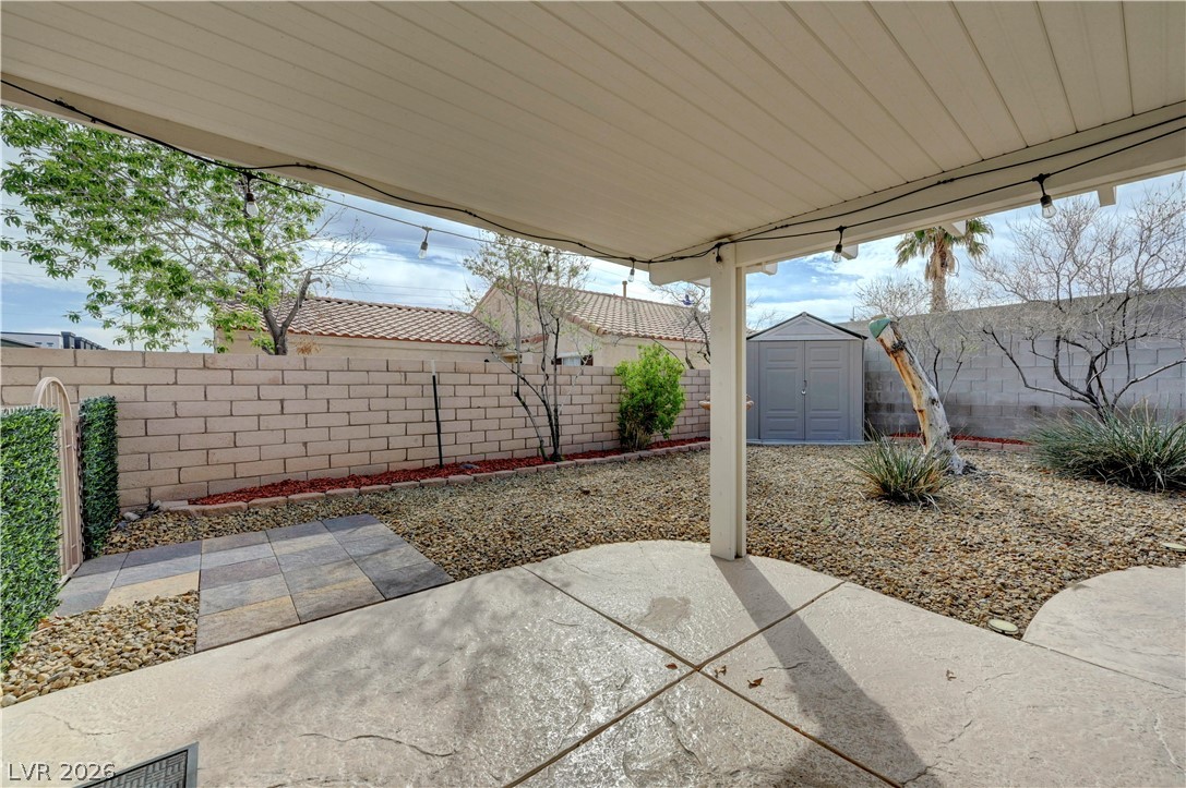 609 Moontide Court Property Photo 30