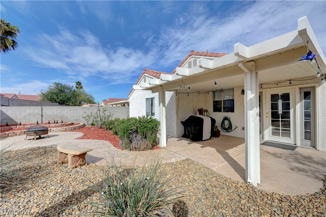 609 Moontide Court Property Photo 32