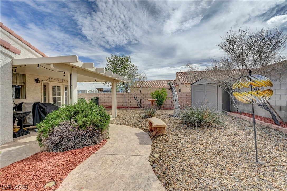 609 Moontide Court Property Photo 36