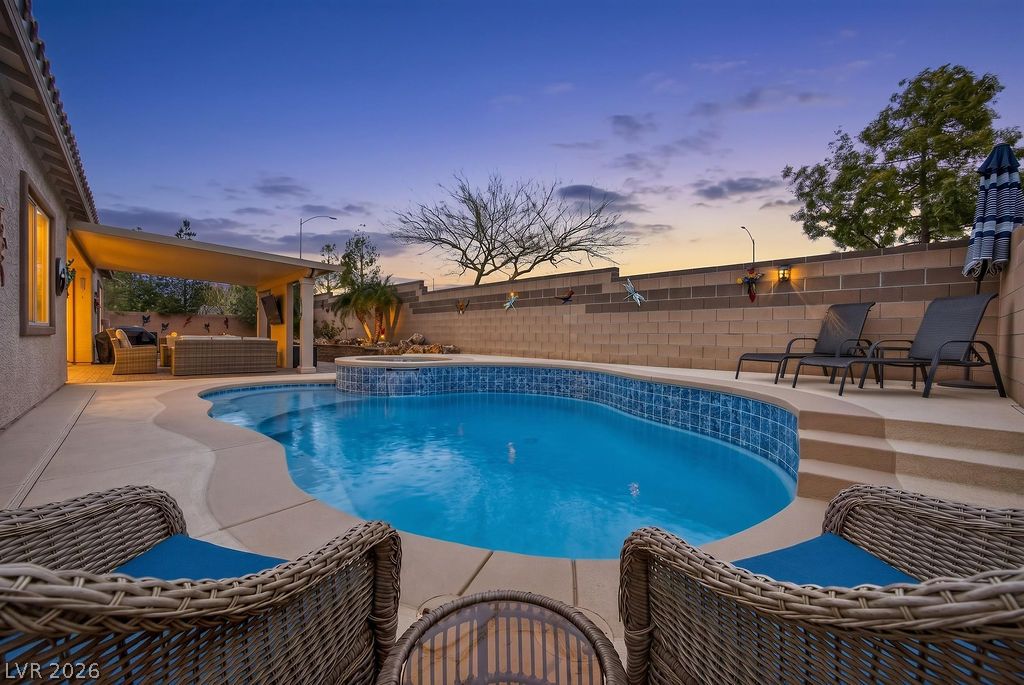 9778 Mosaic Canyon Court Property Photo 25