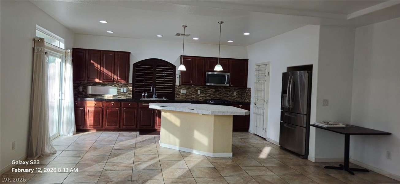 5957 Pillar Rock Avenue Property Photo 3