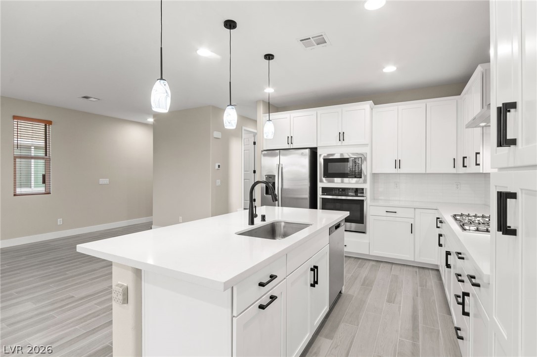 3404 Castlefields Drive Property Photo 16