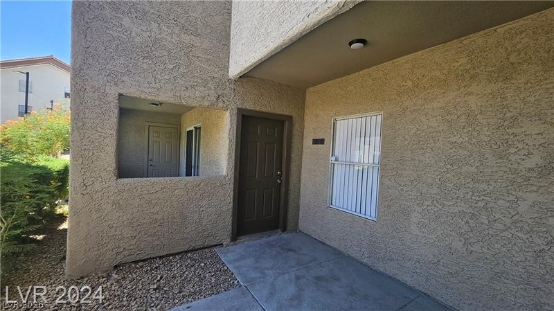 4200 South Valley View Boulevard 1019 Property Photo 2