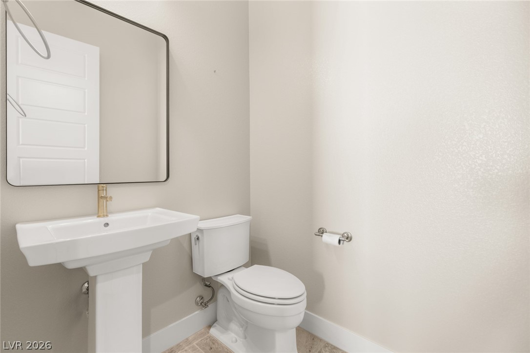 7966 West Ford Avenue Property Photo 13
