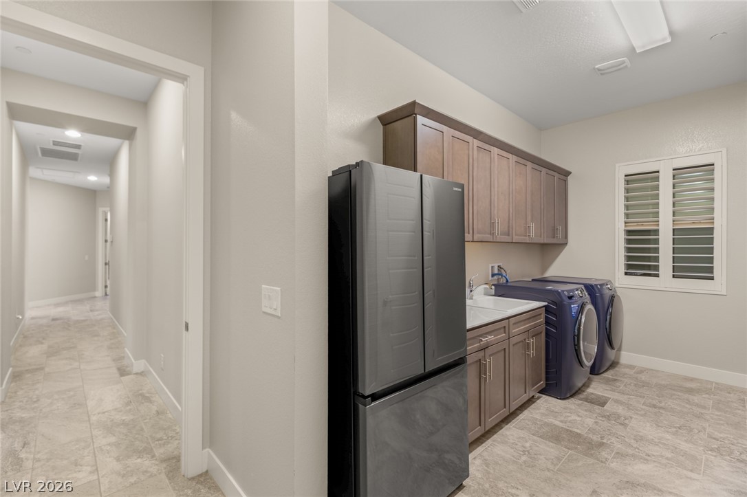 7966 West Ford Avenue Property Photo 24