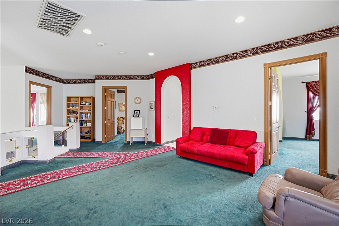 3215 Cliff Sieler Court Property Photo 39