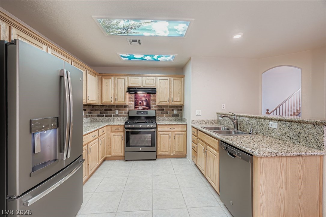 10192 Juniper Creek Lane Property Photo 9