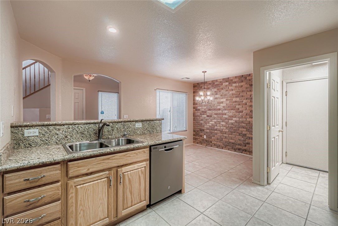 10192 Juniper Creek Lane Property Photo 10