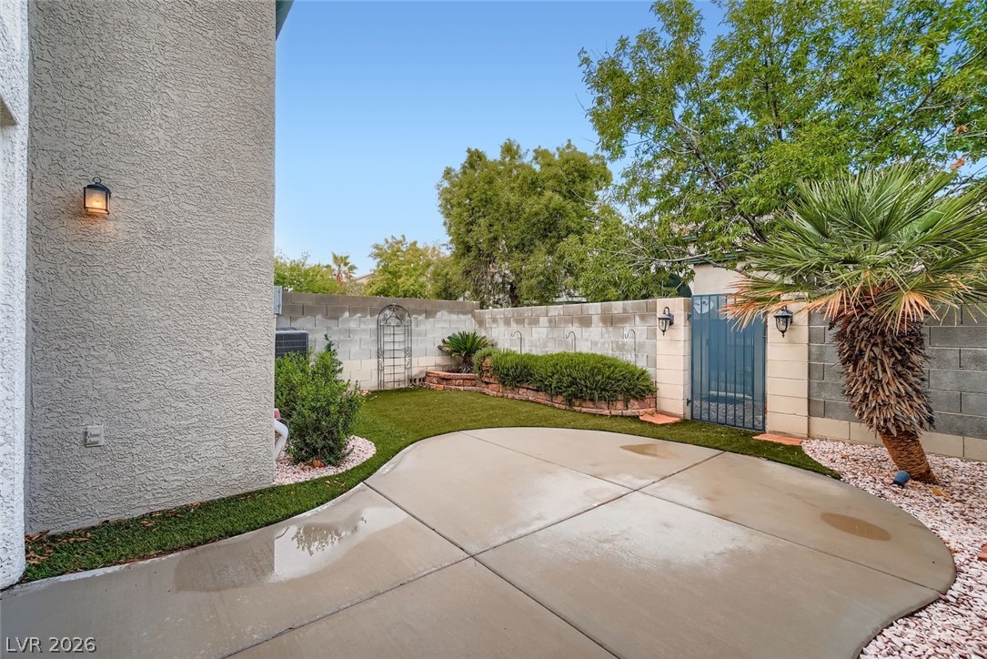 10192 Juniper Creek Lane Property Photo 25