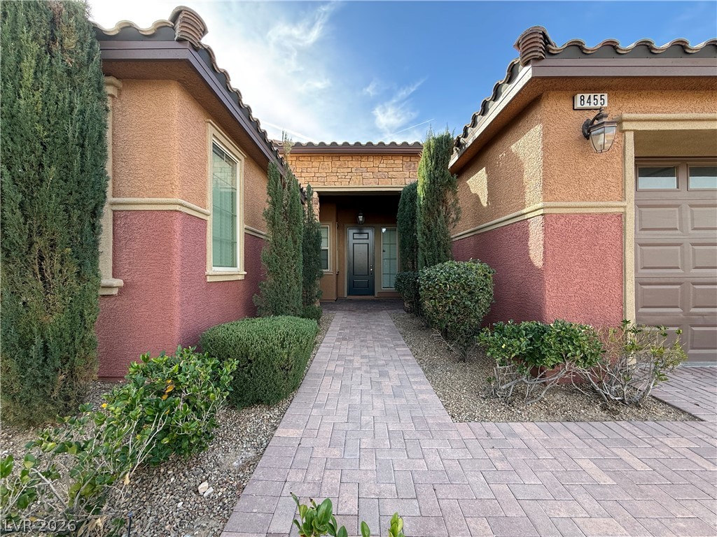 8455 Creekstone Court Property Photo 8