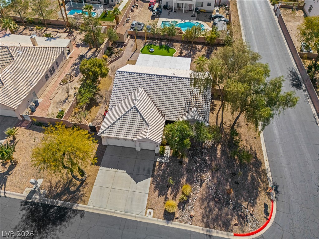 6647 Isolated Avenue Property Photo 6