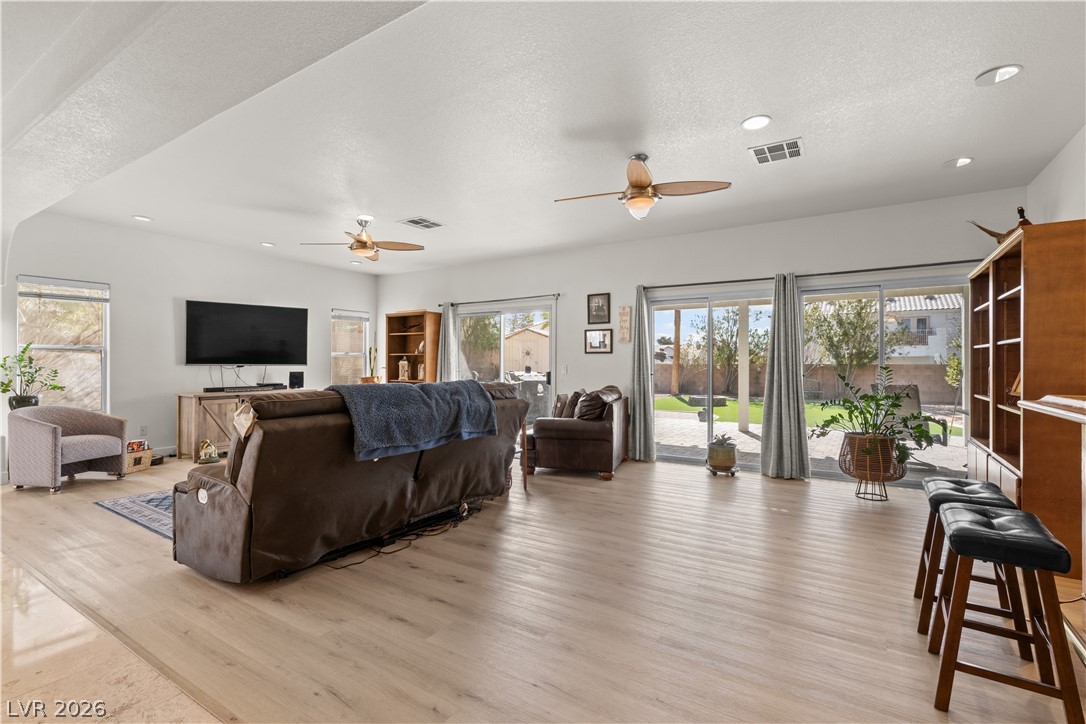 6647 Isolated Avenue Property Photo 18