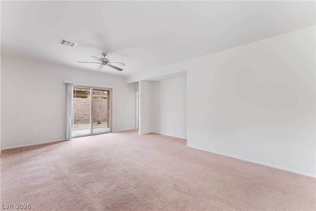 6072 Corbin Avenue Property Photo 7