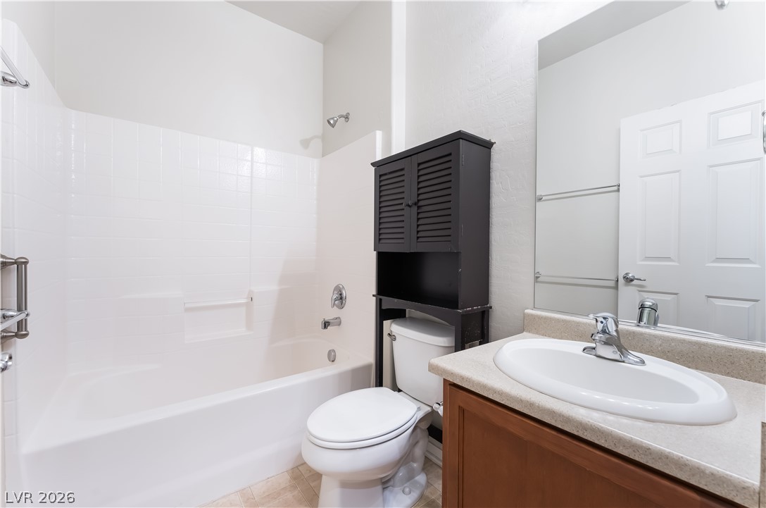 6072 Corbin Avenue Property Photo 25