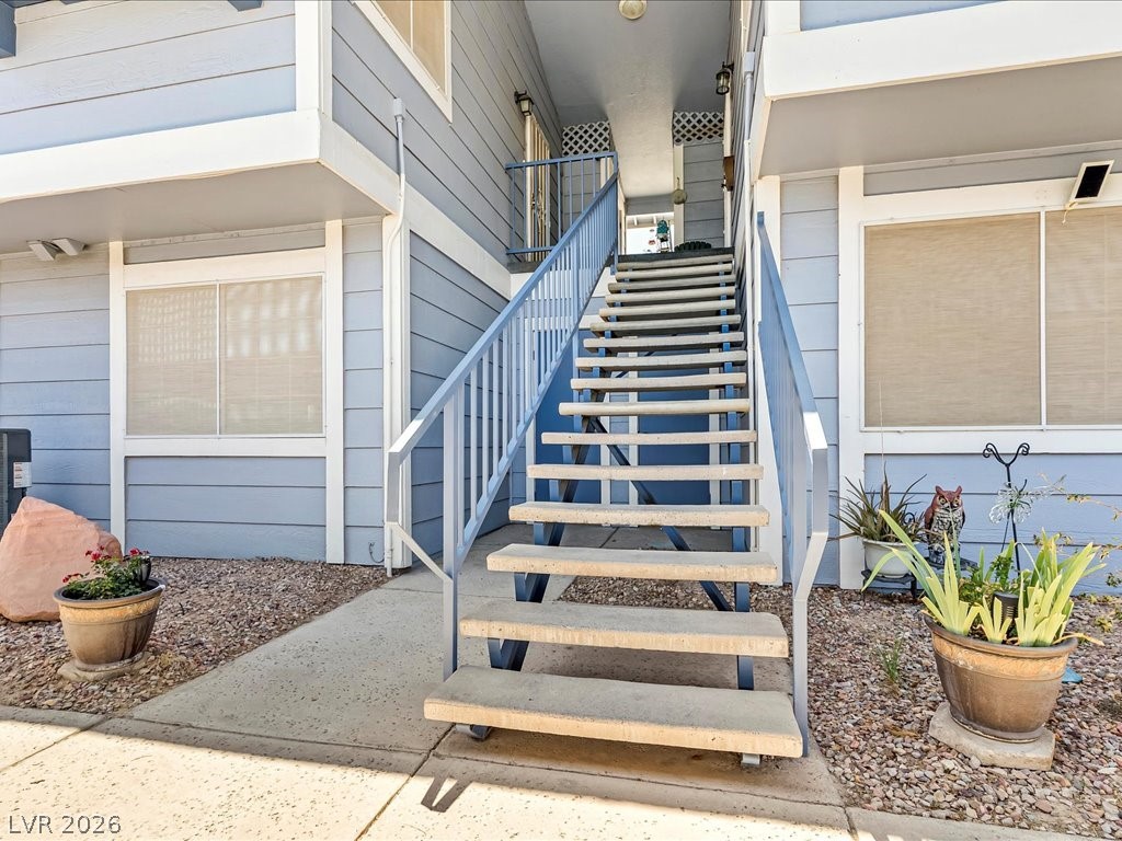 5861 Medallion Drive 202 Property Photo 5