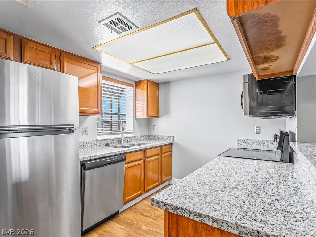 5861 Medallion Drive 202 Property Photo 11