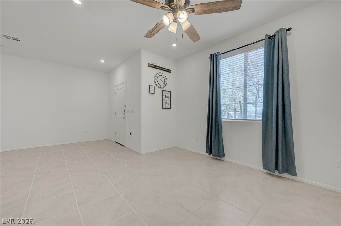 909 Kyanite Lane Property Photo 10