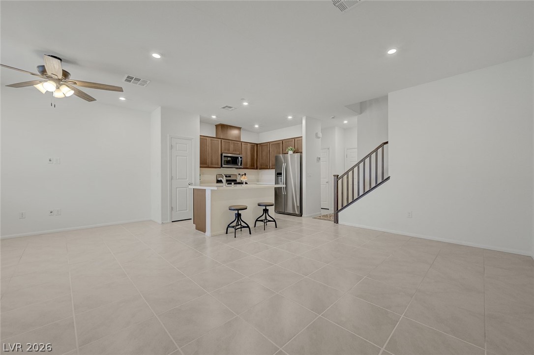 909 Kyanite Lane Property Photo 11