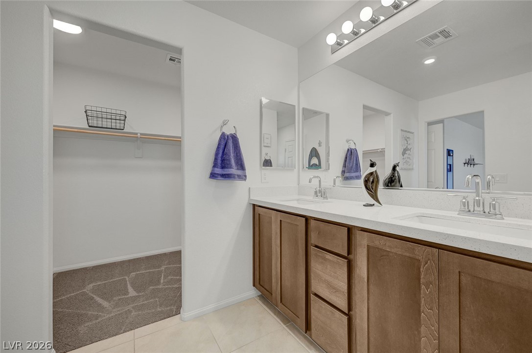 909 Kyanite Lane Property Photo 24