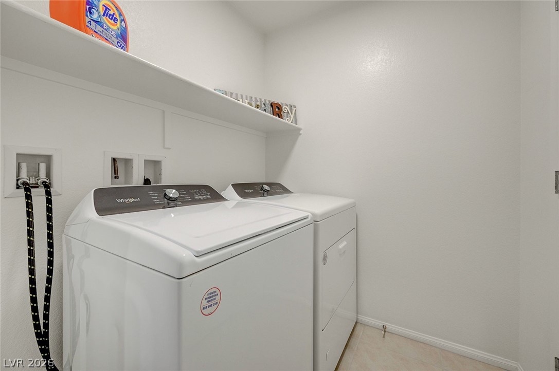 909 Kyanite Lane Property Photo 28