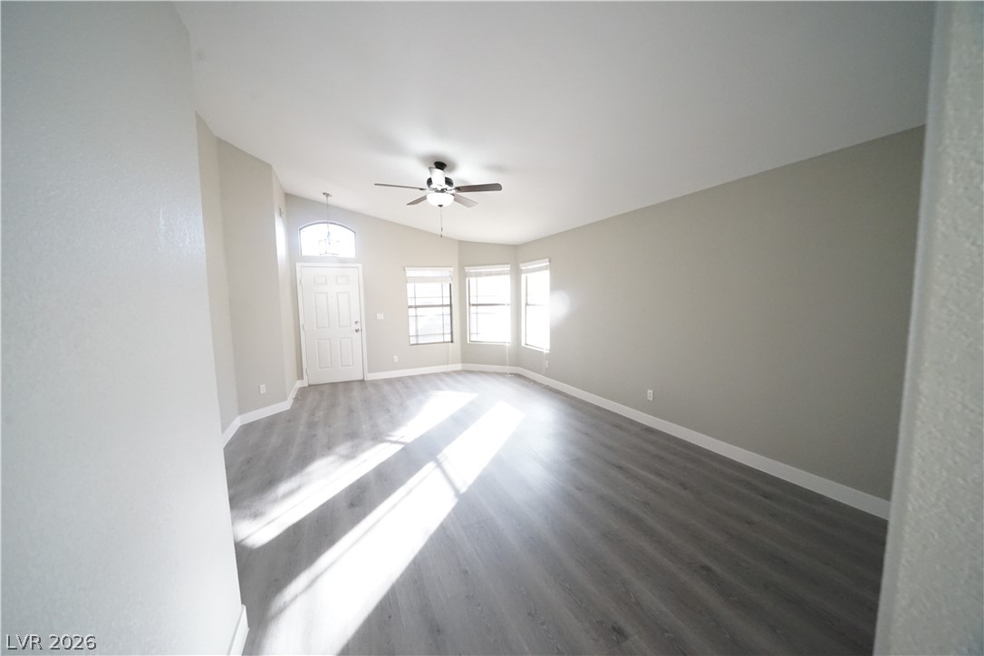 884 Worrell Avenue Property Photo 9