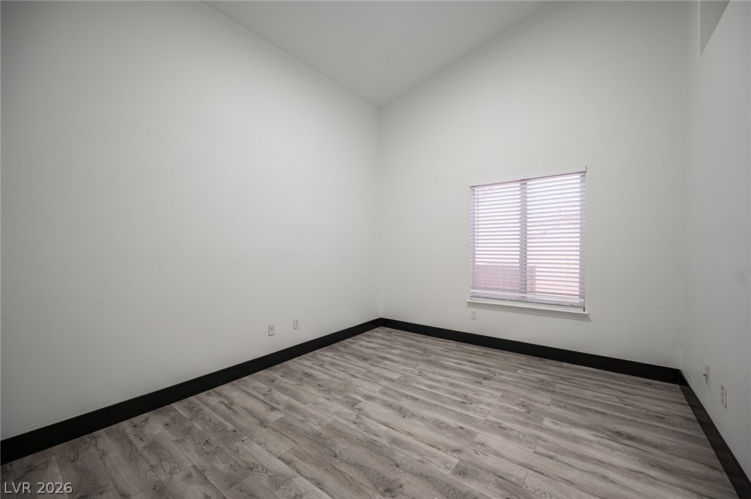 8020 Divernon Avenue Property Photo 35