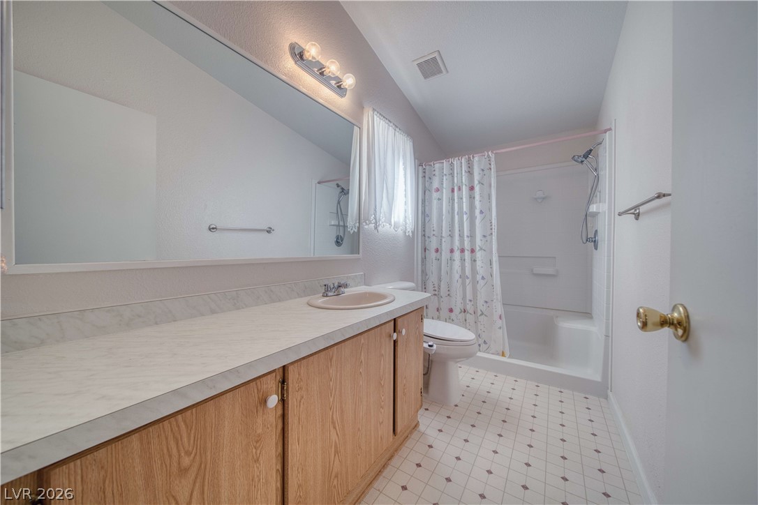 3920 Effinger Street Property Photo 15