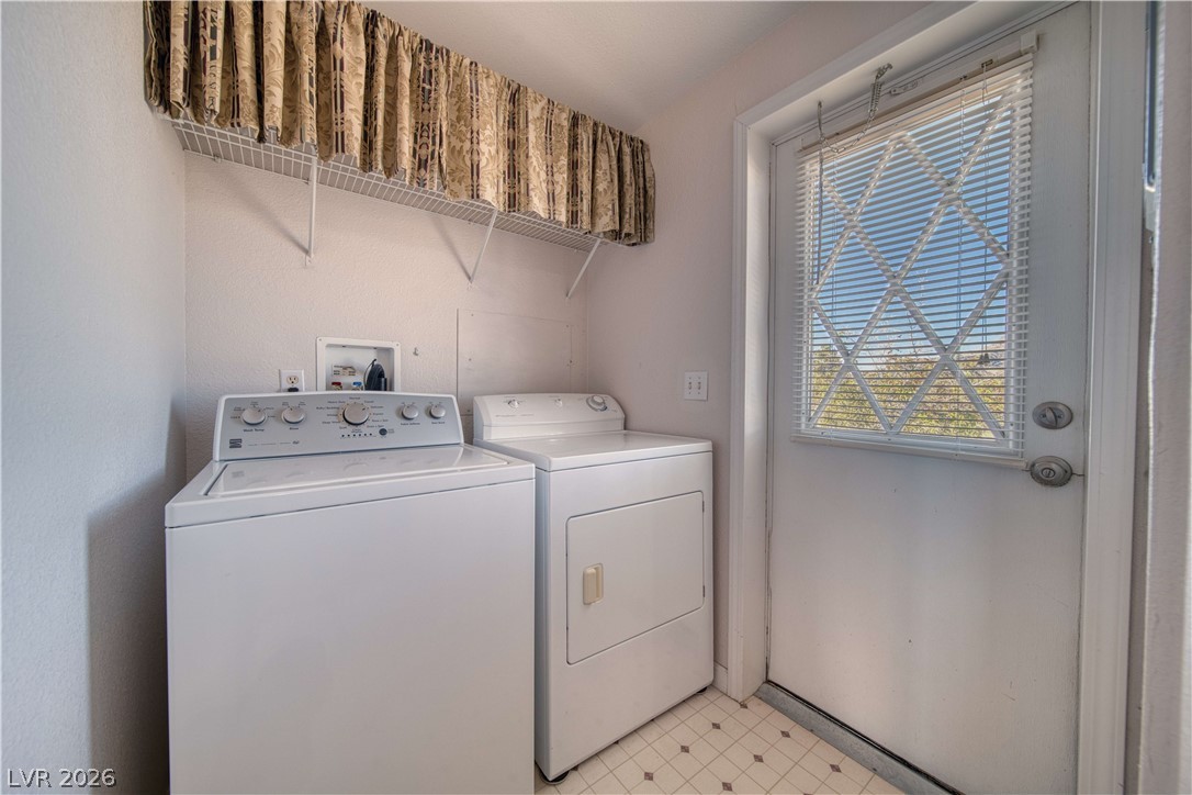 3920 Effinger Street Property Photo 17