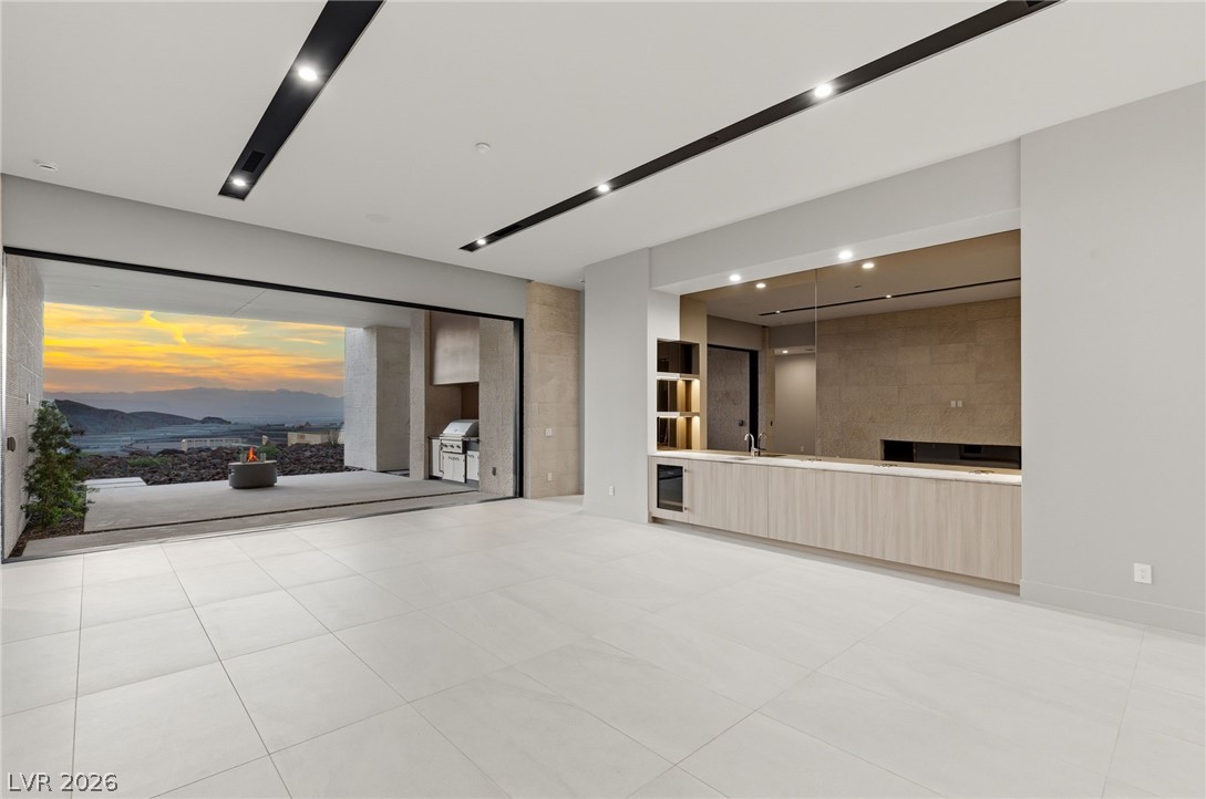 4 Kaya Canyon Way 15 Property Photo 10