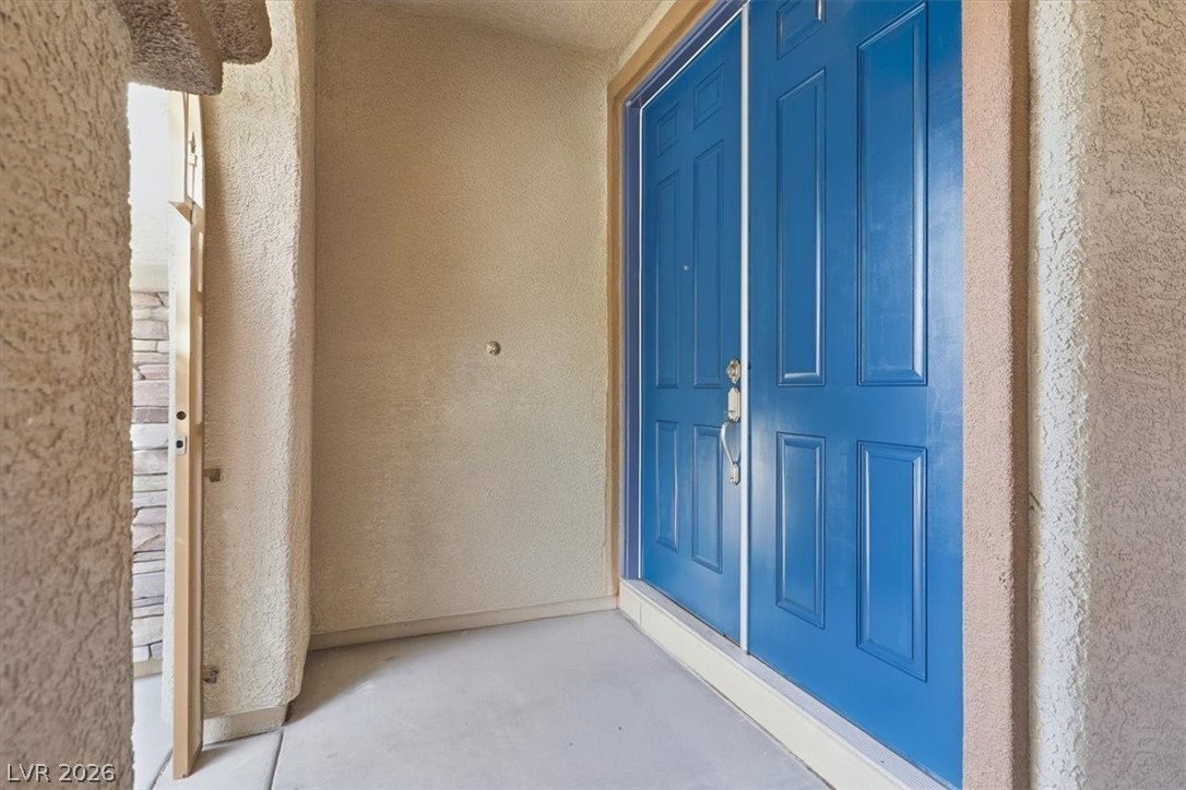 6120 Silken Saddle Street Property Photo 4