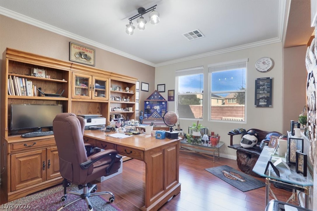 6120 Silken Saddle Street Property Photo 14
