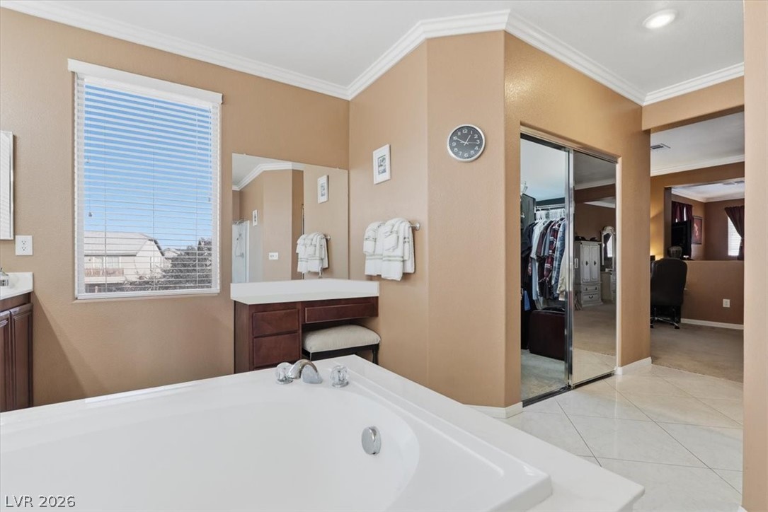 6120 Silken Saddle Street Property Photo 24
