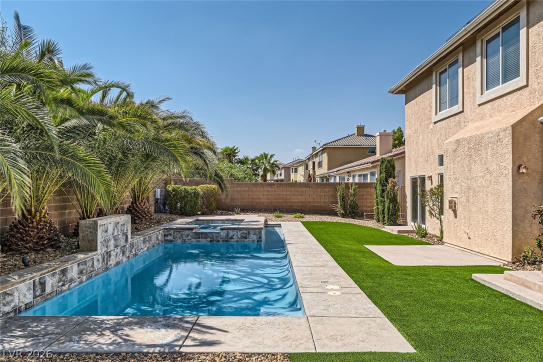 4327 Melrose Abbey Place Property Photo 4